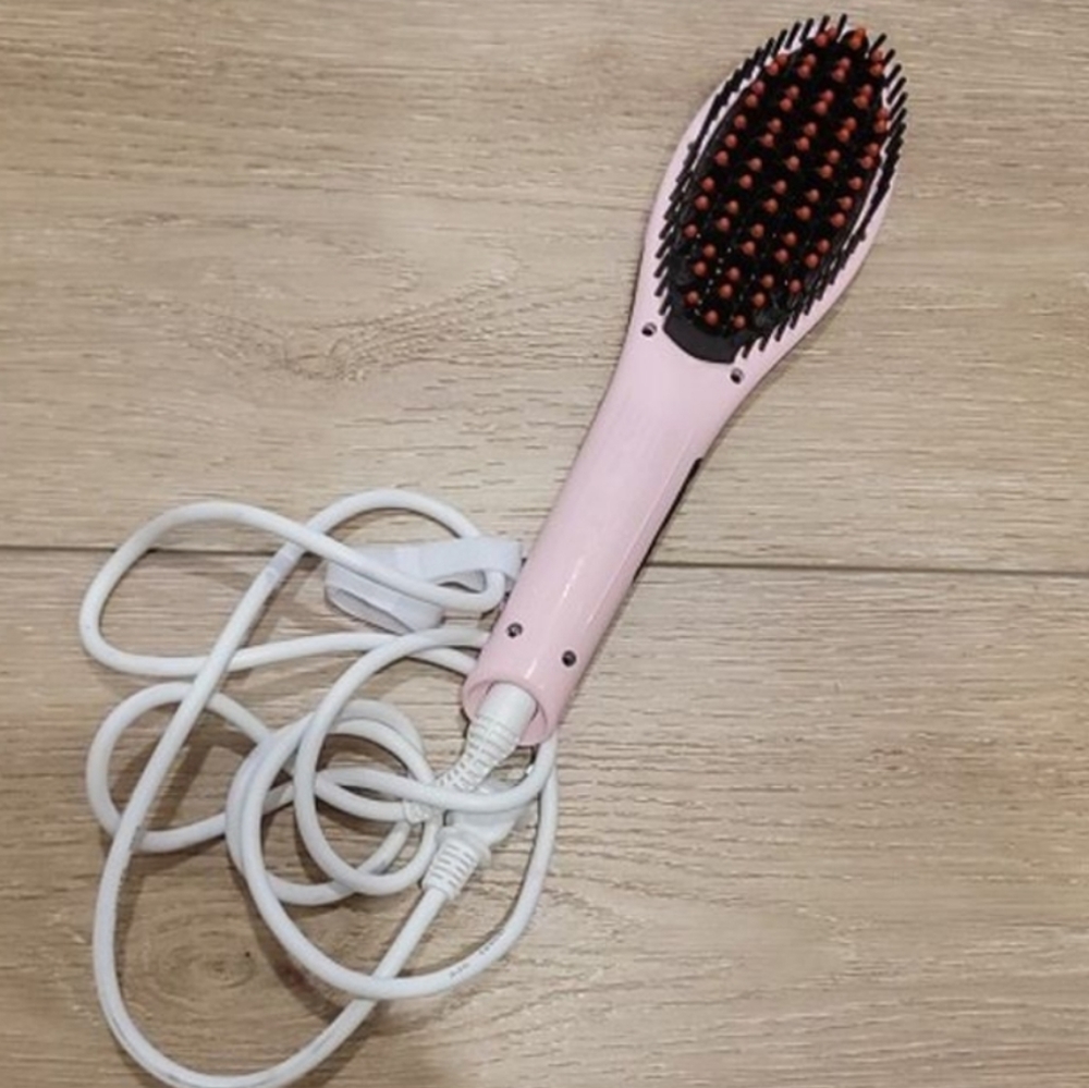 Hair straightening brush
